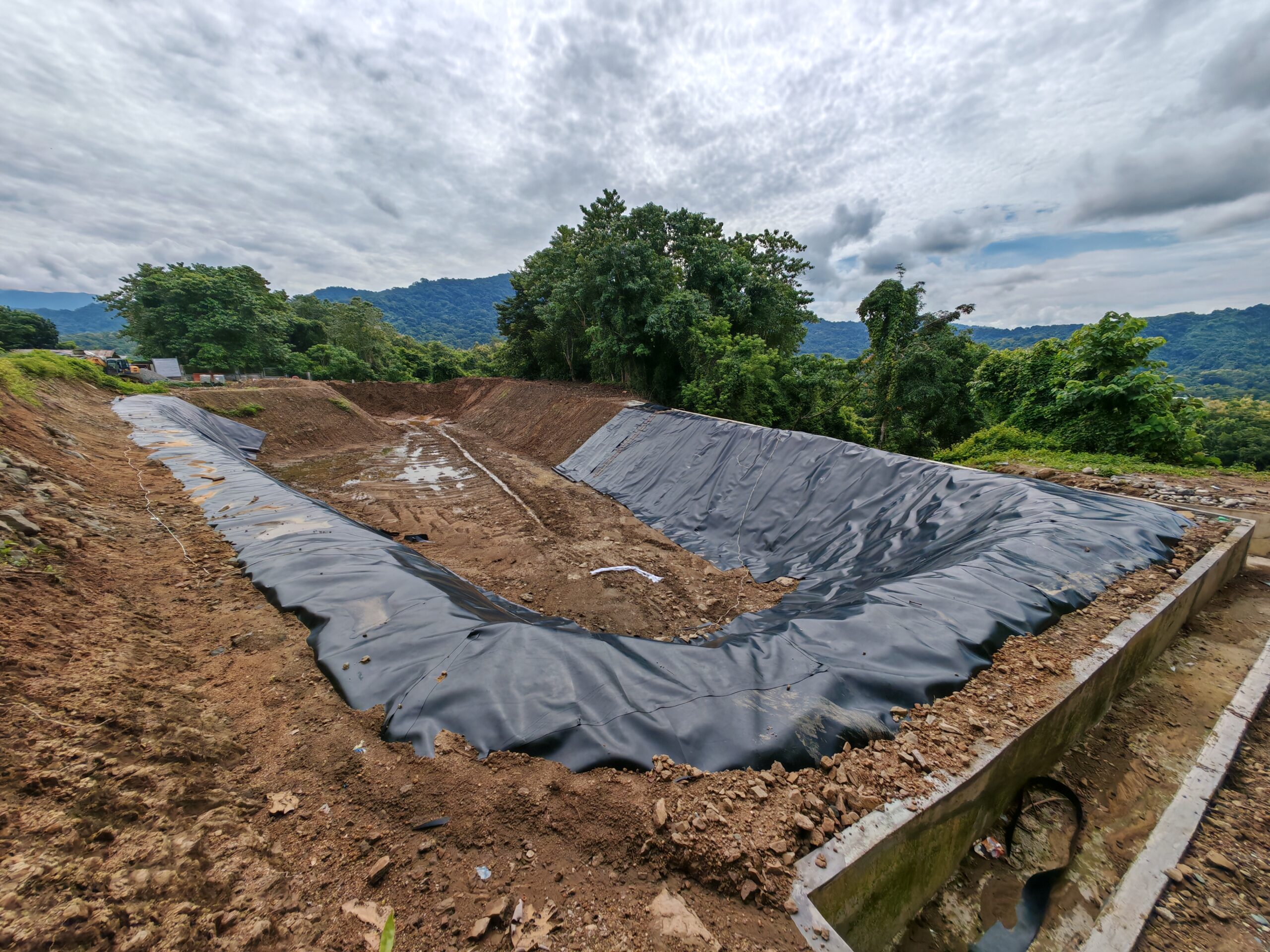 HDPE GEOMEMBRANE LINER SANITARY LANDFILL
